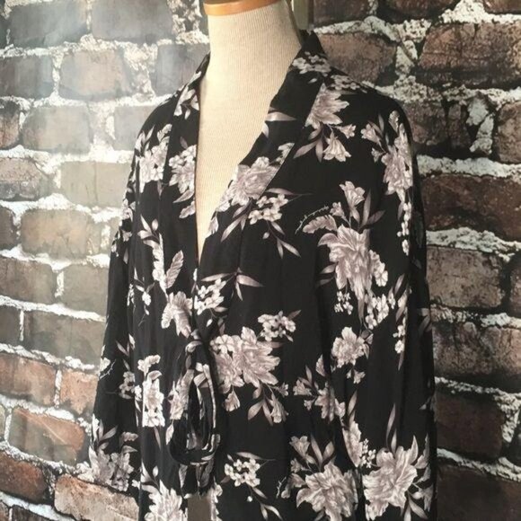 Spiritual Gangster Swim Coverup Black Floral OS - Picture 3 of 8